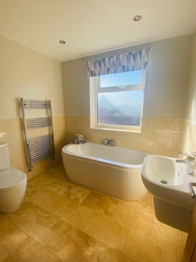 Acacia Breezes - Delightful Scarborough Semi Villa Ngoại thất bức ảnh